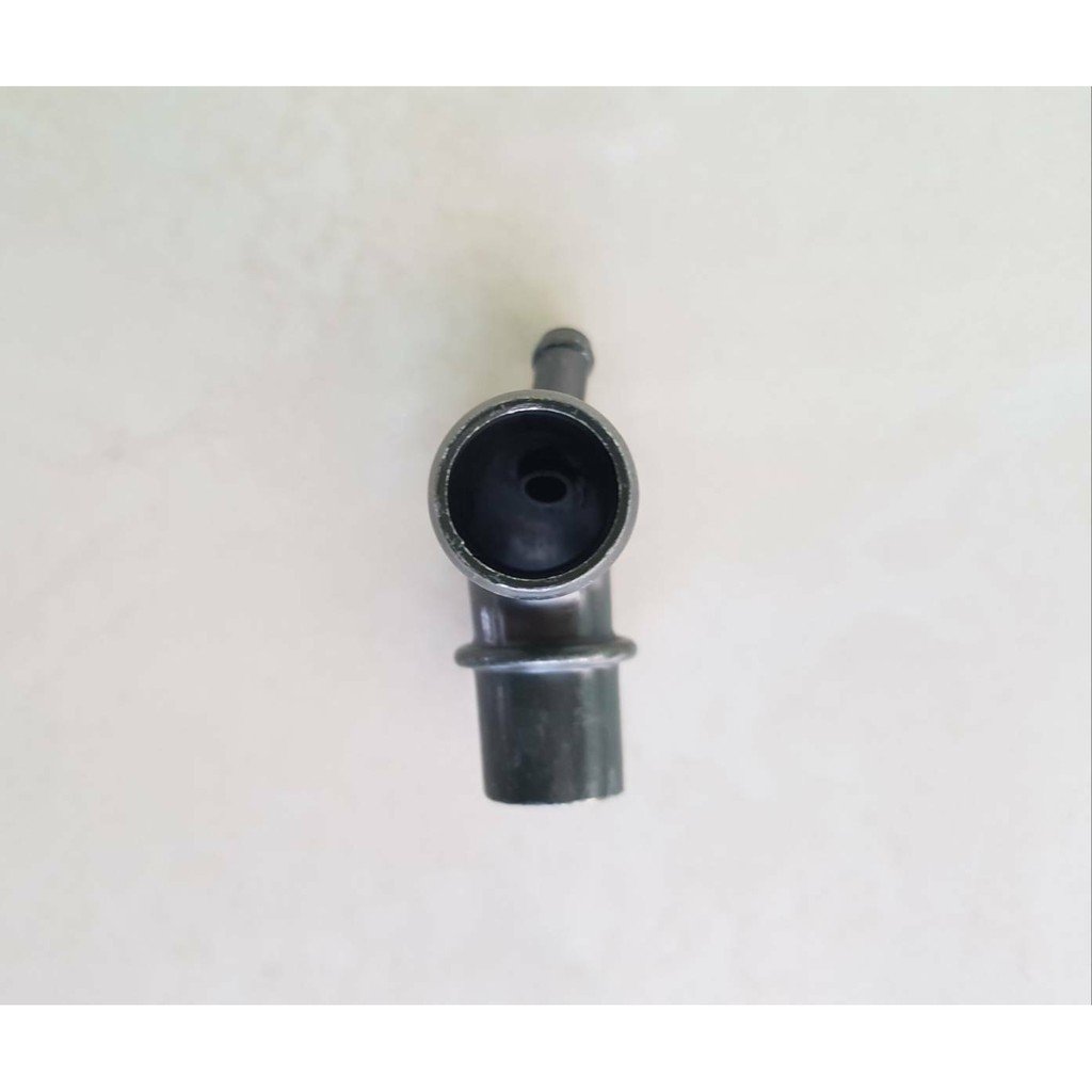 แป๊บน้ำข้างฝาสูบ FORD  เรนเจอร์,MAZDA  ไฟเตอร์,2500 TURBO    อันละ450บาท