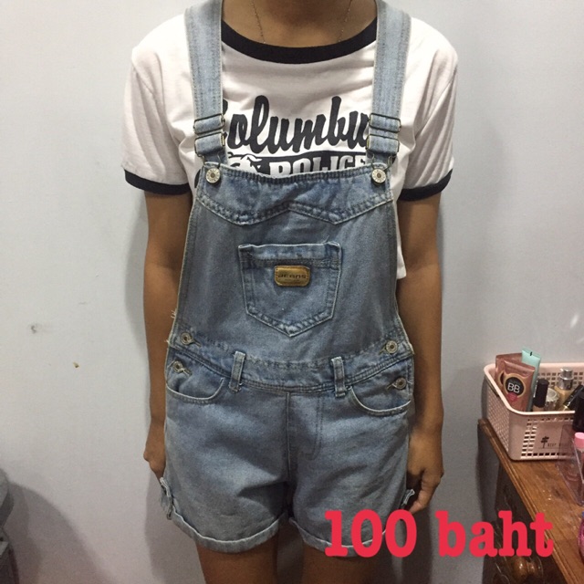 เอี๊ยมกางเกง jeans ขาสั้น