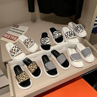 รองเท้าแตะ รองเท้าแตะแบบสวม💗 ฤดูร้อนใหม่สไตล์รองเท้าแตะ Velcro แบนรองเท้าเกาหลีสบายเสือดาวพิมพ์ zebra รองเท้าผู้หญิง