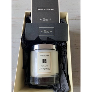 เทียนหอมJo Malone London Lime Basil &amp; Mandarin •  Home Candle  •  200g . พร้อมกล่องและถุง  เทียนหอมกลิ่นบางเบา ช่วยให้ห้