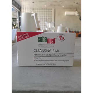 Sebamed cleansing bar สบู่ก้อน สำหรับอาบน้ำและล้างหน้า ผิวปกติถึงผิวมัน ผู้ที่มีการติดเชื้อบริเวณผิวหนัง สิวและผิวอักเสบ