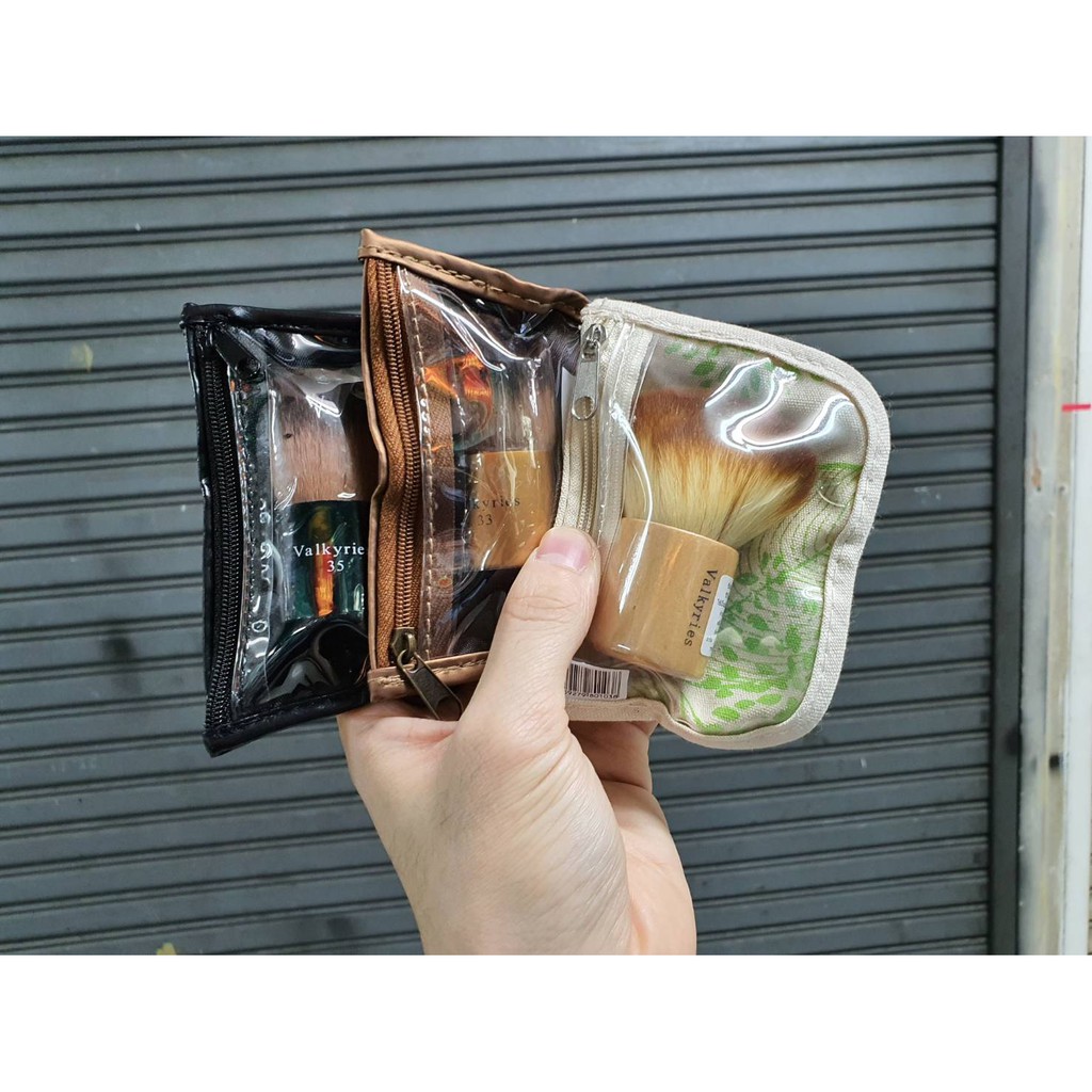 Makeup Accessories 100 บาท Valkyries Kabuki Brush แปรง วาคิรี่ คาบูกิ แถม กระเป๋า วาคีรี่ Beauty