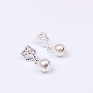 แฟชั่นเกาหลี ต่างหูมุกสีเงิน แฟชั่นเครื่องประดับ ต่างหูผู้หญิง Earrings Fashion Jewelry