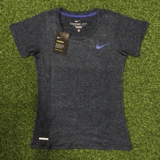 เสื้อออกกำลังกายผู้หญิง nike ชุดออกกำลังกายผู้หญิง ส่งฟรี