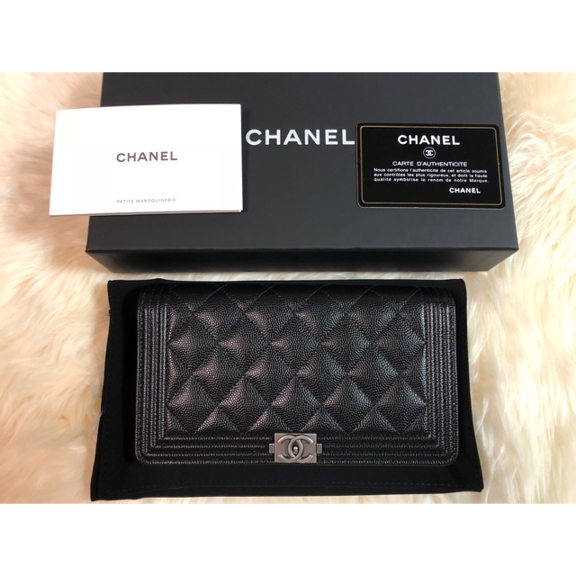 New Chanel Boy Wallet Caviar สีดำ