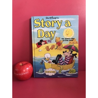 STORY A DAY ( SUMMER ) for every day of year  หนังสือภาษาอังกฤษ Walt Disneys หนังสือสะสม