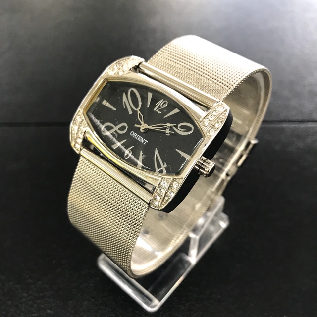 นาฬิกาข้อมือผู้หญิง Orient รุ่น LQCAV002B สายเหล็ก หน้าดำ