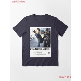 2022 While You Were Sleeping (1995) Essential T-Shirt เสื้อยืดพิมพ์ลาย เสื้อยืดผ้าฝ้าย คอกลม cotton ความนิยม sale Unisex