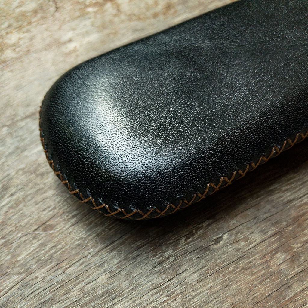 เคสสีดําสําหรับ N0KIA 6700, 8800 - เคสหนัง VERTICAL - หนังแท้ทํามือ