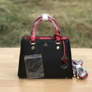 กระเป๋า LYN ใหม่ล่าสุด ชนชอป 2017 แท้  ( Outlet ).