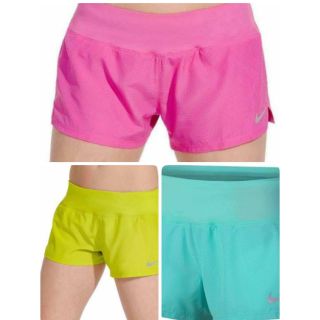 กางเกง Nike Womens Dri-FIT Cool Crew 3” Running Shorts

ของแท้ 100%