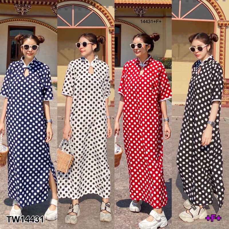 Maxi Dress เดรสยาว คอจีนแต่งกระดุมจีน แขนสั้น ชายผ่าข้าง ผ้า100D ลายจุด  ชุดกี่เพ้า ชุดแดง เดรสแดง ช