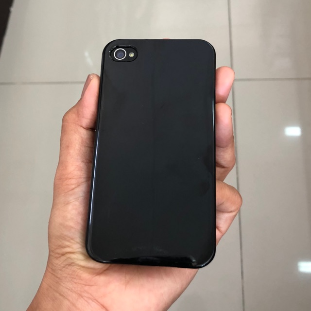 เคสแข็ง วัสดุ PC สีดำเงา น้ำหนักเบา iphone 4/4S