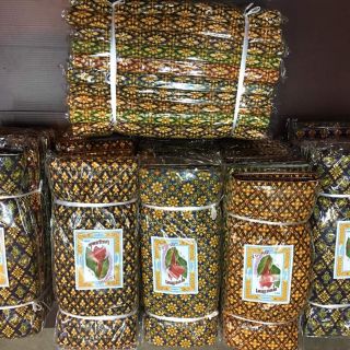 ผ้าถุงเอมจิตต์ ตราพุทธรักษา  ซื้อเป็นของขวัญ หรือของฝาก  (10 ผืน) คละสีคลาย