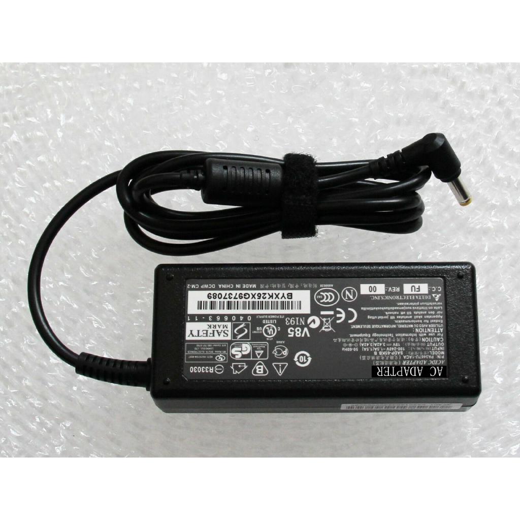 AC อะแดปเตอร์ชาร์จสำหรับ Toshiba Satellite C 55 T-A 5123 / A 5218 C 55 T-A 5222 / A 5102