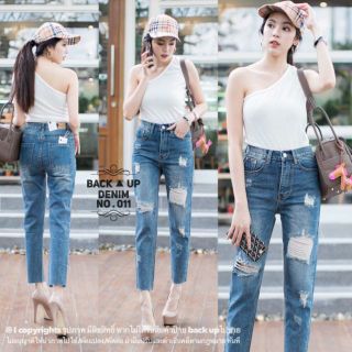 Back UP Jeans  รหัสสินค้า No.011 กางเกงยีนส์ทรงบอยฟอกสีแต่งขาดเซอๆๆ🌺🌿