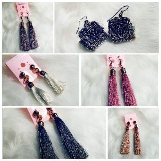 (ส่งต่อ) ต่างหูพู่ๆ 15 บาท ทุกอัน
