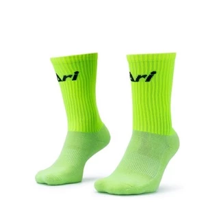 ถุงเท้าครึ่งแข้ง ARI CREW SOCKS ของแท้ ส่งไวมาก
