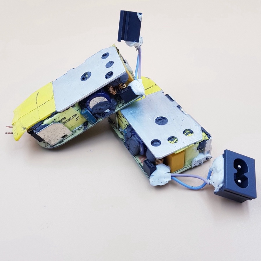 แหล่งพลังงานไม่มีเคส 19V3.42A เพื่อลบ honor ADS กรณีเฉพาะสําหรับ DIY ซ่อมอุปกรณ์อิเล็กทรอนิกส์ 19V 3