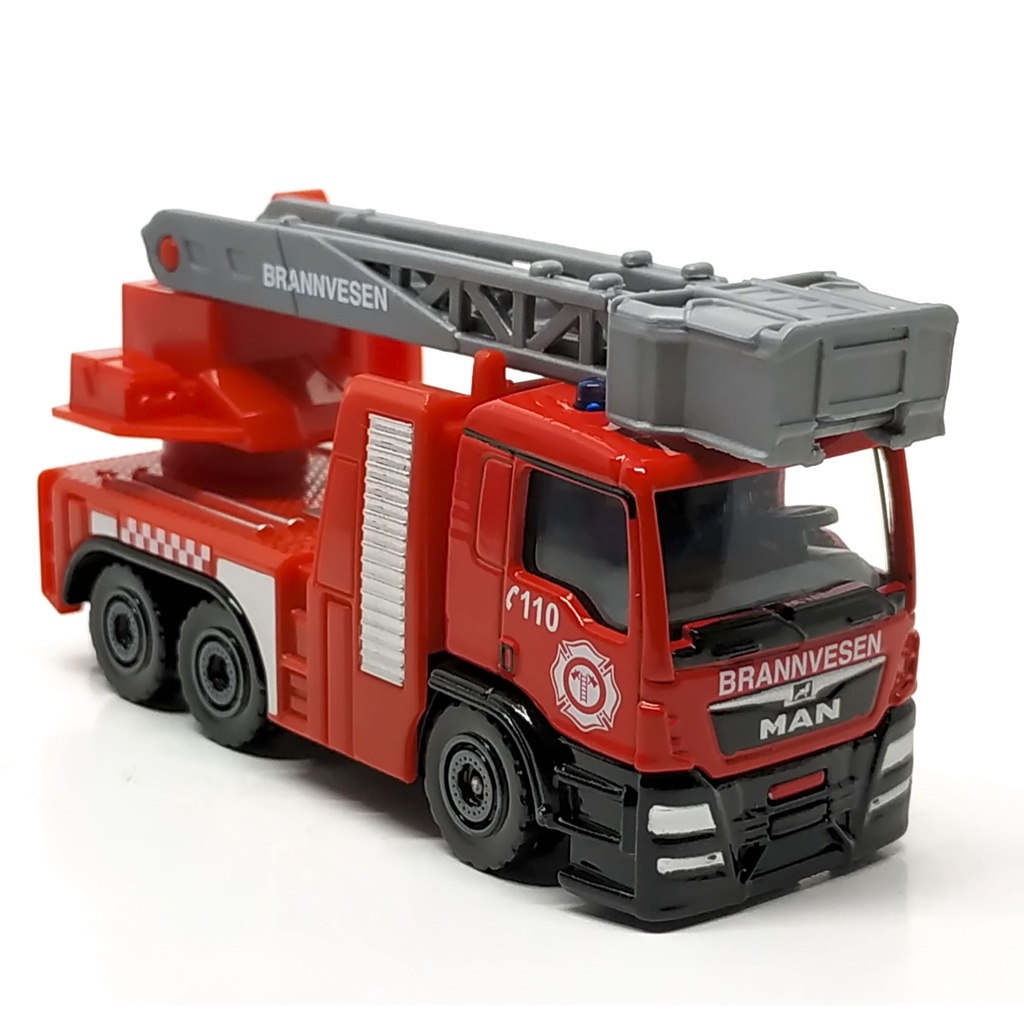 Majorette - MAN TGS Fire Truck - Brannvesen 110 Norway - Red Color / scale 1/87 (3 inches) no Package