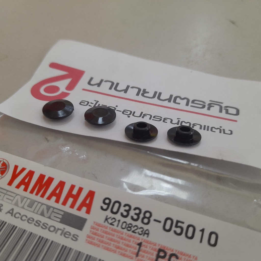 9033805010 x4  ฝาปิด ยางอุดกระจก YZF-R3 R-15 แท้  5mm (ขายเป็นชุด 4 ตัว) YAMAHA 90338-05010 20P-F346