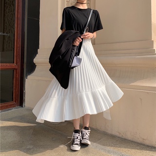 MANSA white black pleated asymmetric skirt กระโปรงพลีทสีขาวดำ กระโปรงสาว เอวยางยืด