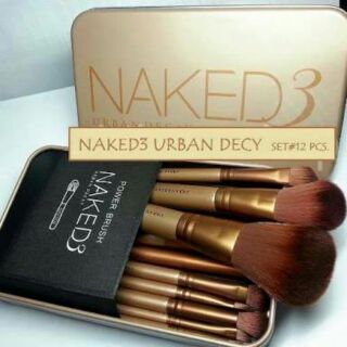 แปรง NAKED3 จำนวน 12 ชิ้น