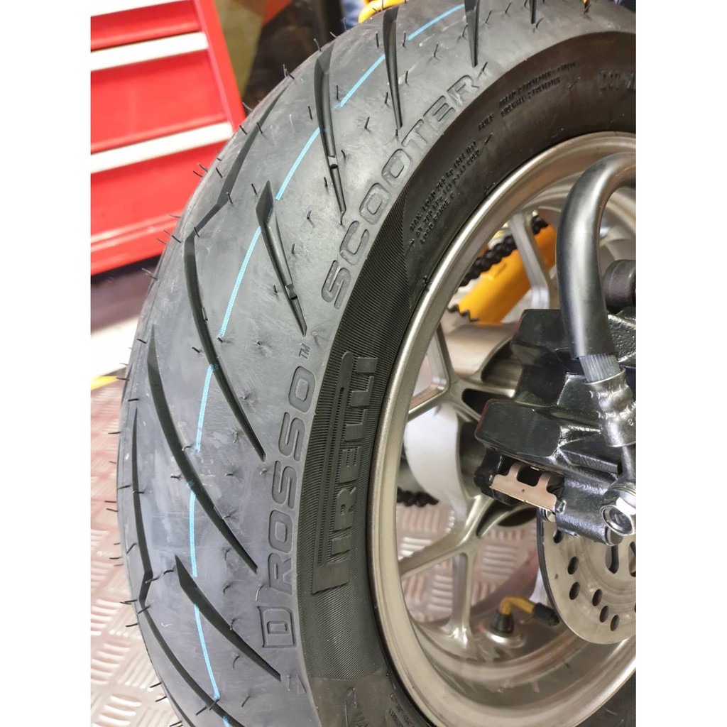 ยาง Pirelli Rosso scooter สำหรับ  Honda Monkey 125 ,  Honda MSX125  ขนาดยางหน้า  120/70-12  ยางหลัง 