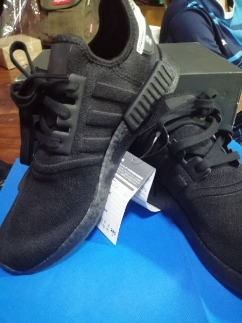 Adidas original nmd r1 pk outlet japan triple black ราคา