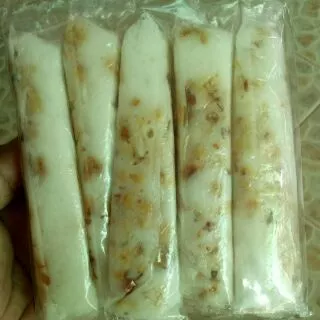 ขนมโบราณ ตังเมใส้ถั่ว 32บาท/แพค