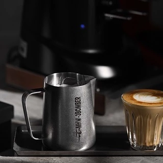 MHW-3BOMBER Milk Pitcher 3.0 Born For Latte พิชเชอร์สำหรับเทลาเต้