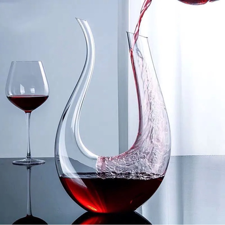 Decanter ดีแคนเตอร์ เหยือกพักไวน์ เทมเทชั่น Crystal Clear Glass Horn Wine Decanter ขวดเก็บไวน์แดงขวดไวน์แก้วสร้างสรรค์