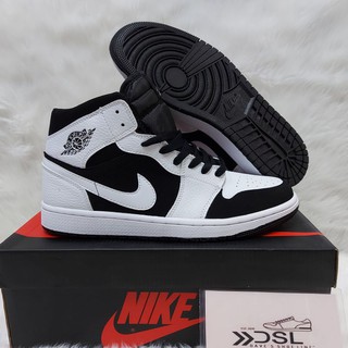 Air Jordan 1 Retro Mid Tuxedo สีขาว / ดํา