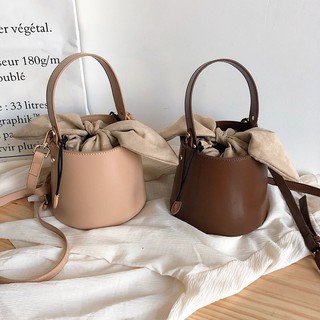 [พร้อมส่ง] ☕️ กระเป๋าบักเก็ต Feminine Bucket Bag