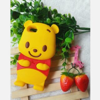 พร้อมส่งนะจ้ะ เคสซิลิโคนตัวหมีพูสำหรับไอโฟน5/5S ราคา 160 บาทส่งฟรี