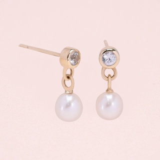 ้Grace Fine Jewelry ต่างหูมุกแท้ 9k ดรอปไพลิน