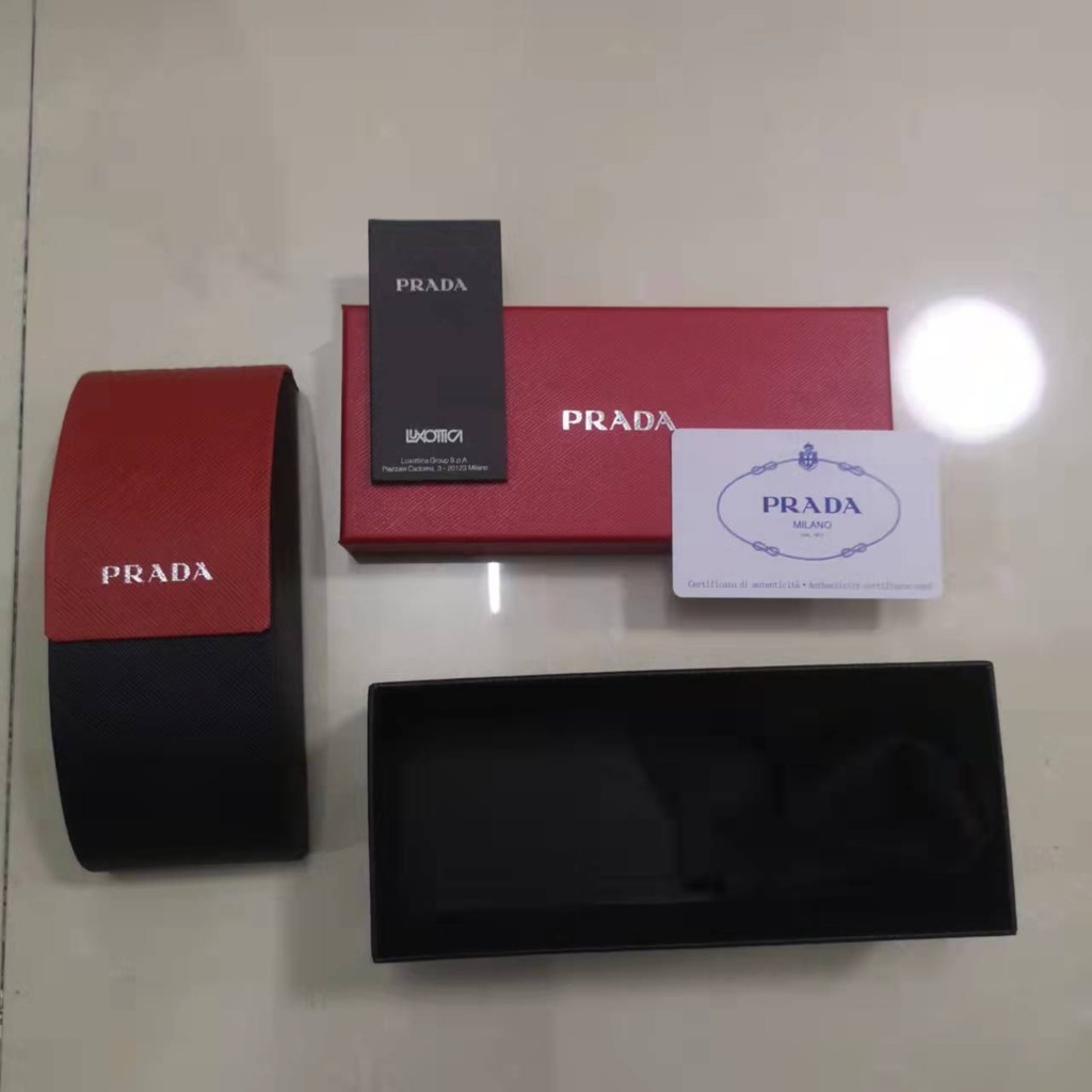 กล่องของขวัญ กล่องแว่นกันแดด ของแท้