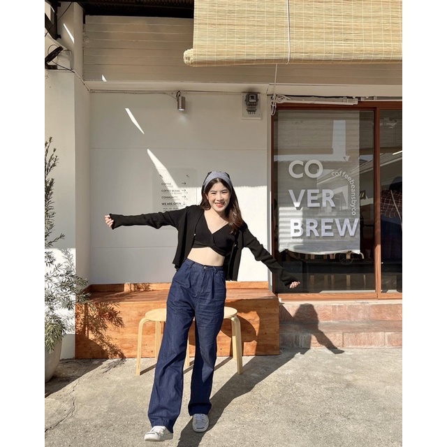 เซ็ทเสื้อกล้ามครอป + เสื้อแขนยาว งานร้าน aomkoshop