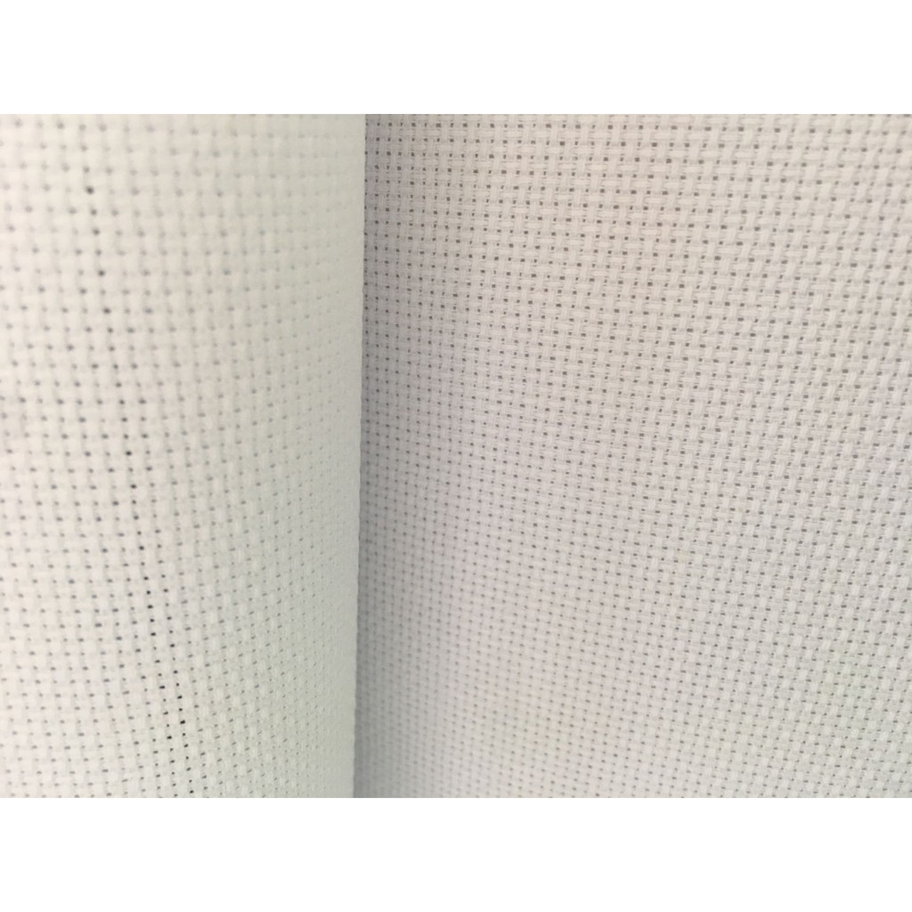 ผ้าปักครอสติช18ct.(1 นิ้้ว=18 ช่อง) สีขาว หน้ากว้าง 150 cm.(รวมขอบ)