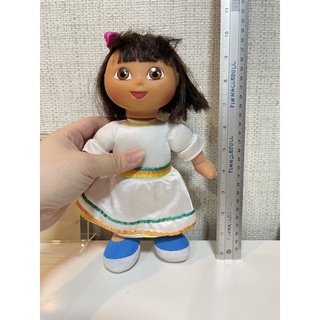 Dora ชุดขาว สภาพดี ของแท้ค่ะ