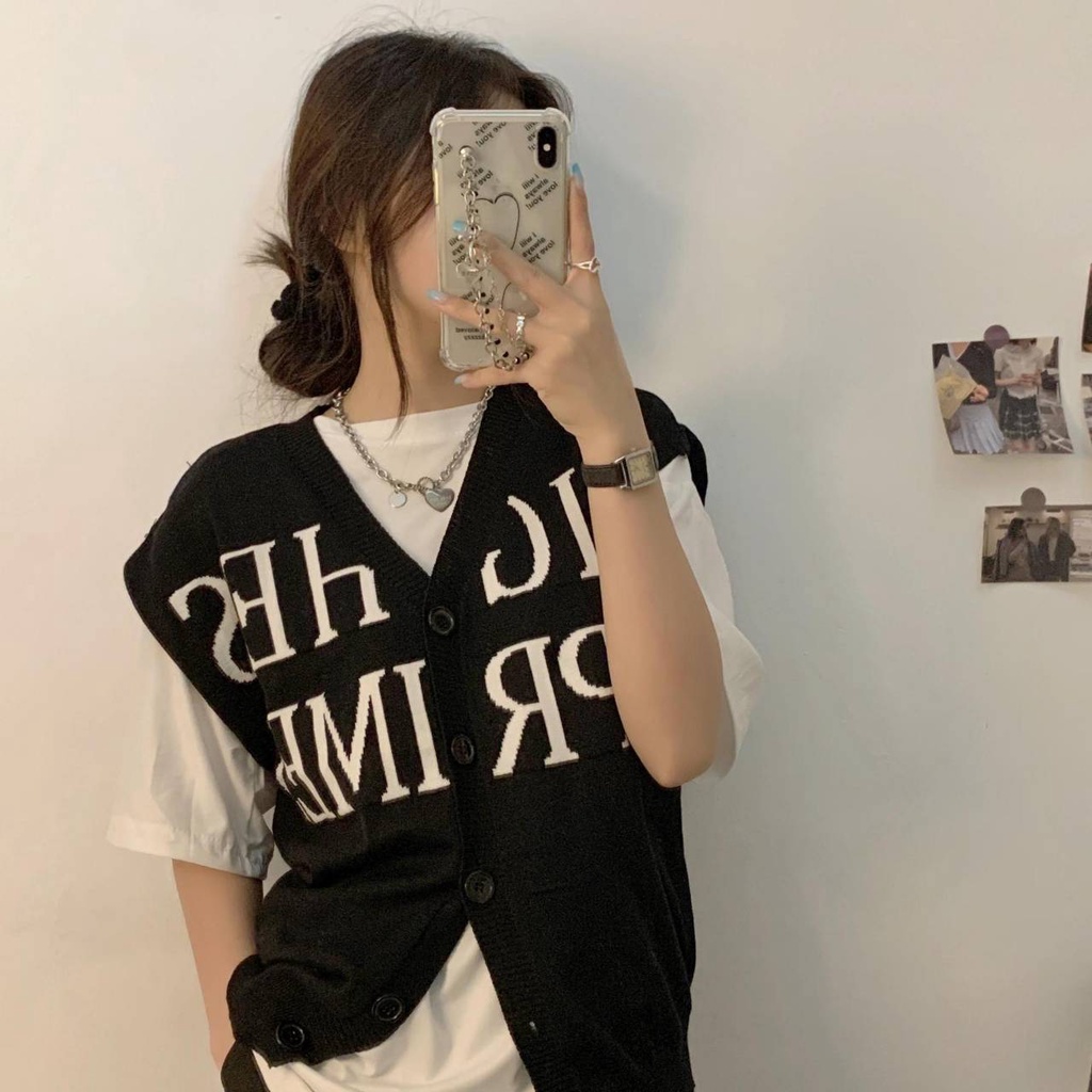 𝙇𝙊𝙒 𝙎𝙏𝙊𝘾𝙆 [ส่งจากไทย] 𝑩𝒓𝒂𝑩𝒓𝒂𝑩𝒓𝒂 #f-094 เสื้อไหม พรม แขนกุด สีครีม