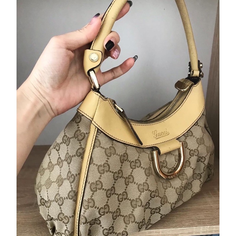 Used Gucci GG Canvas D-Ring Hobo Bag with good condition กระเป๋าสะพายกุชชี่แท้ วินเทจ มือสองสภาพดี