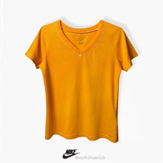 เสื้อยืด NIKE แท้💯 (size L)