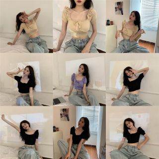 เสื้อ Crop คอเหลี่ยม แขนสั้น