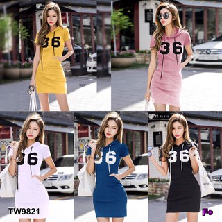 TwinsShopVip💗พร้อมส่ง TW9821 เดรสมีฮู้ดสกรีน 36