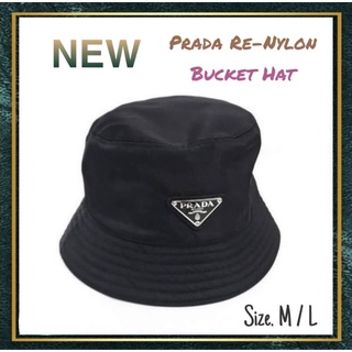 [สอบถามก่อนกดซื้อ]​ แท้​ 💯 New Prada Re-Nylon Bucket Hat สีดำ