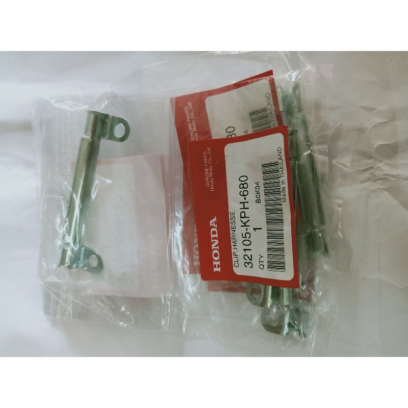 เหล็กรัดสายไฟข้างเครื่อง สายเซนเซอร์ น้ำมันเครื่อง สำหรับ w125i [32105-KPH-680]