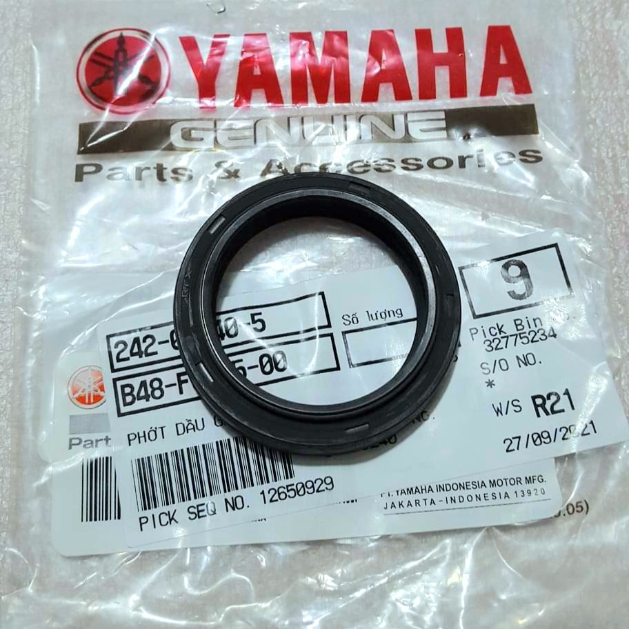 [จัดส่ง 1 วันใน NORTHERN] ซีลส้อมหน้า R15v3 MT15 XSR155 TFX150 นําเข้าจากอินโดนีเซีย ของแท้ Yamaha