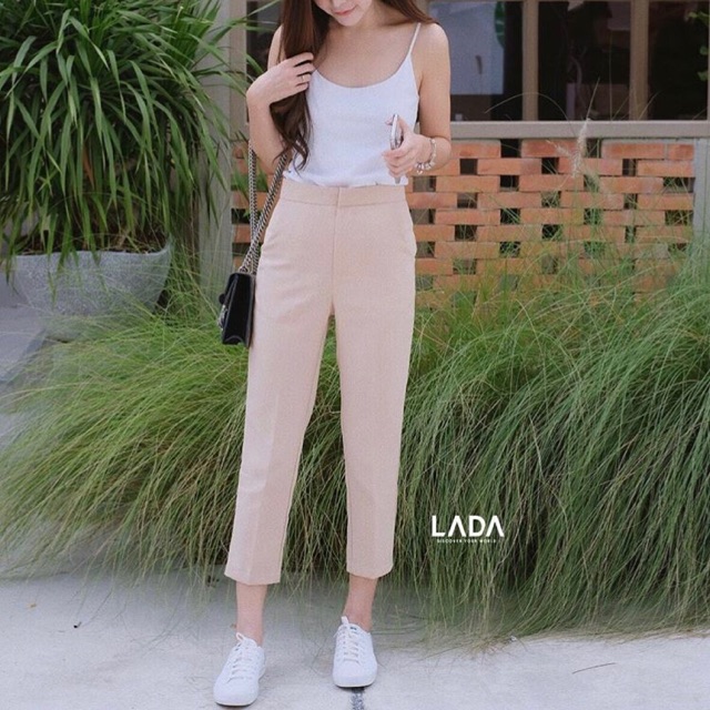 Lada brand Cropped pants (used once)