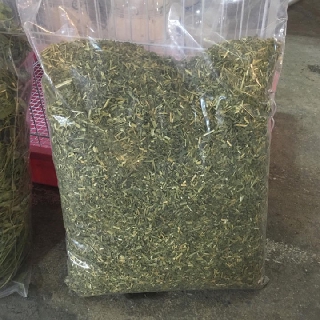 Alfalfa หญ้าอัลฟาฟ่า สำหรับกระต่ายและสัตว์ฟันแทะ (1kg.)